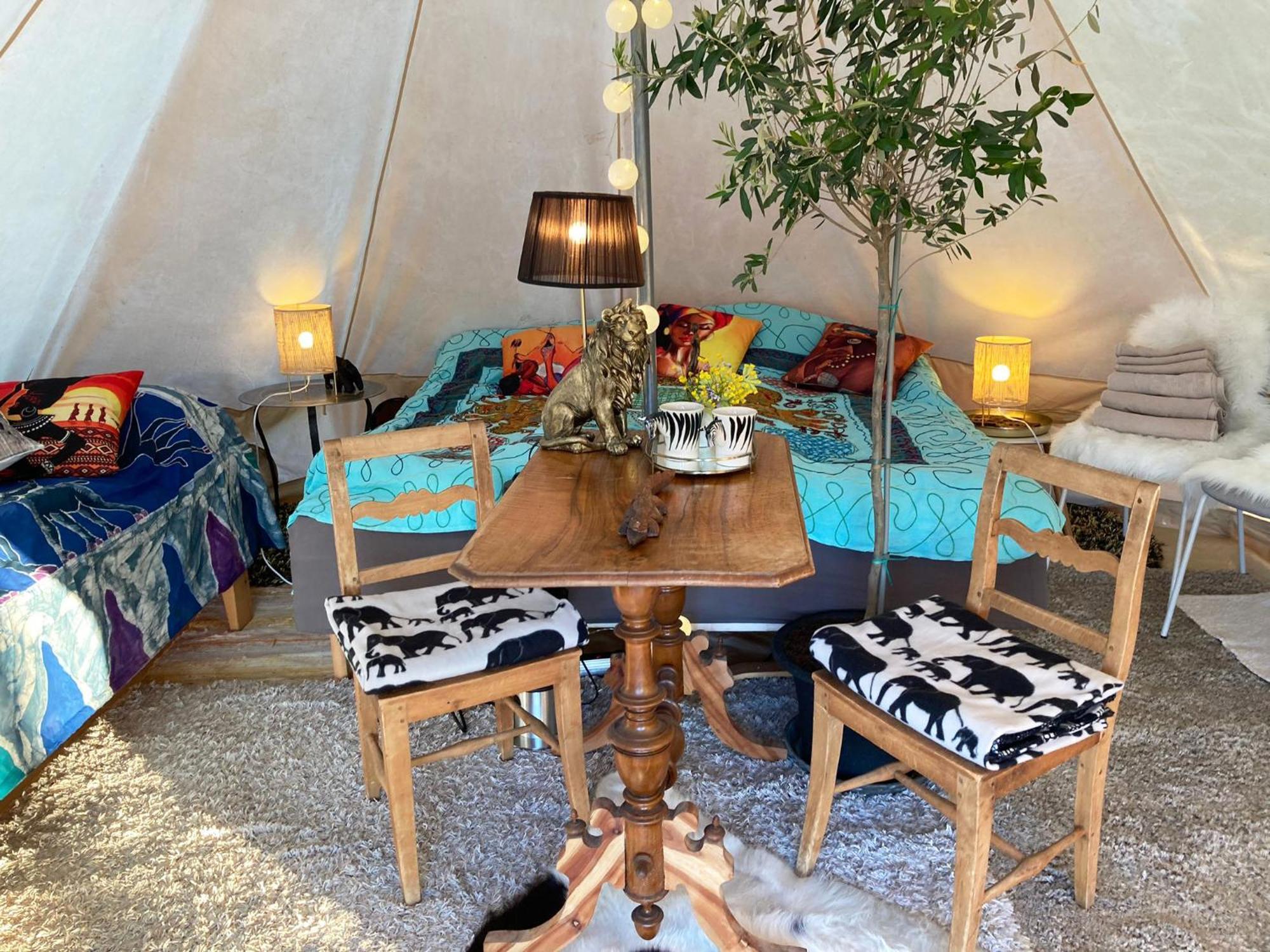 Soerby Glamping Hotel Klockrike ภายนอก รูปภาพ