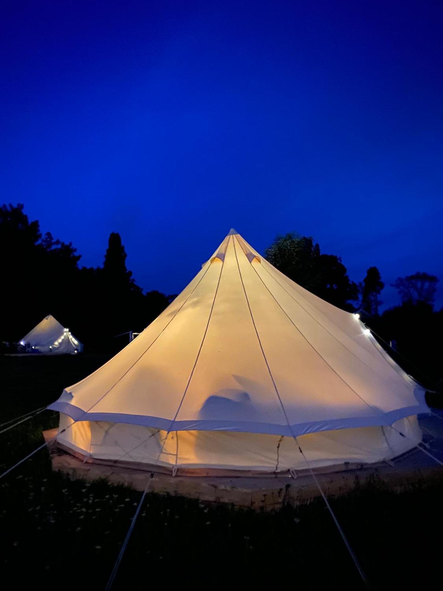 Soerby Glamping Hotel Klockrike ภายนอก รูปภาพ