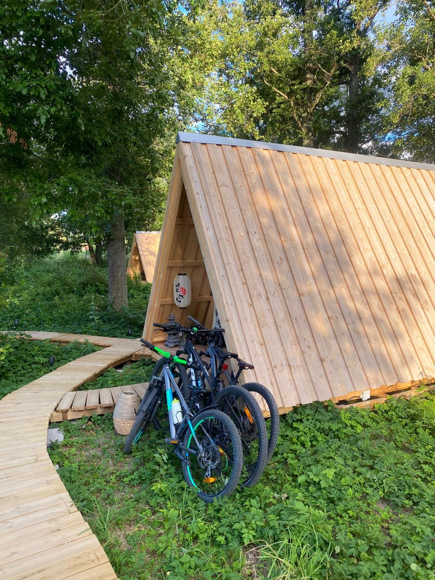 Soerby Glamping Hotel Klockrike ภายนอก รูปภาพ