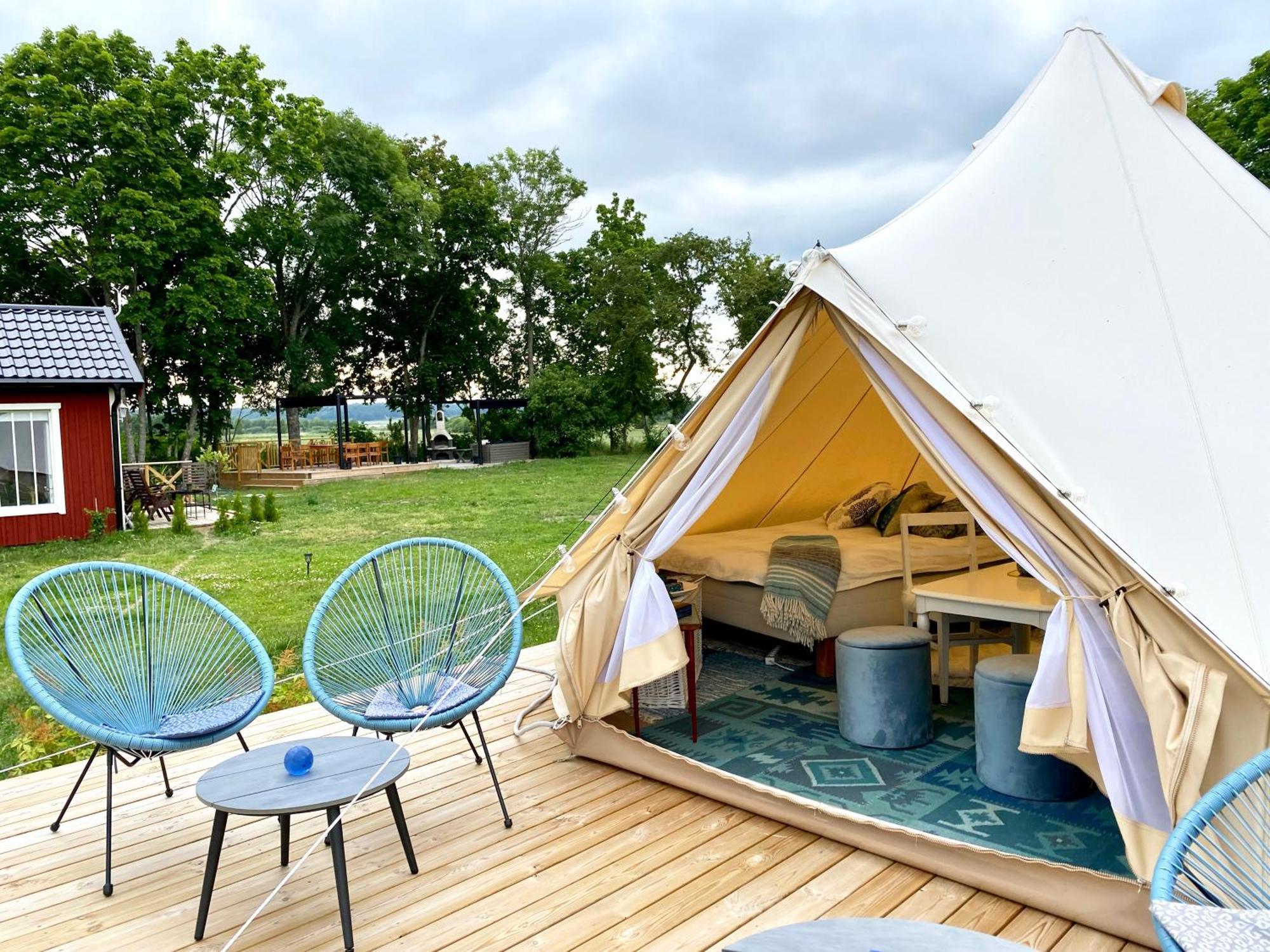 Soerby Glamping Hotel Klockrike ภายนอก รูปภาพ