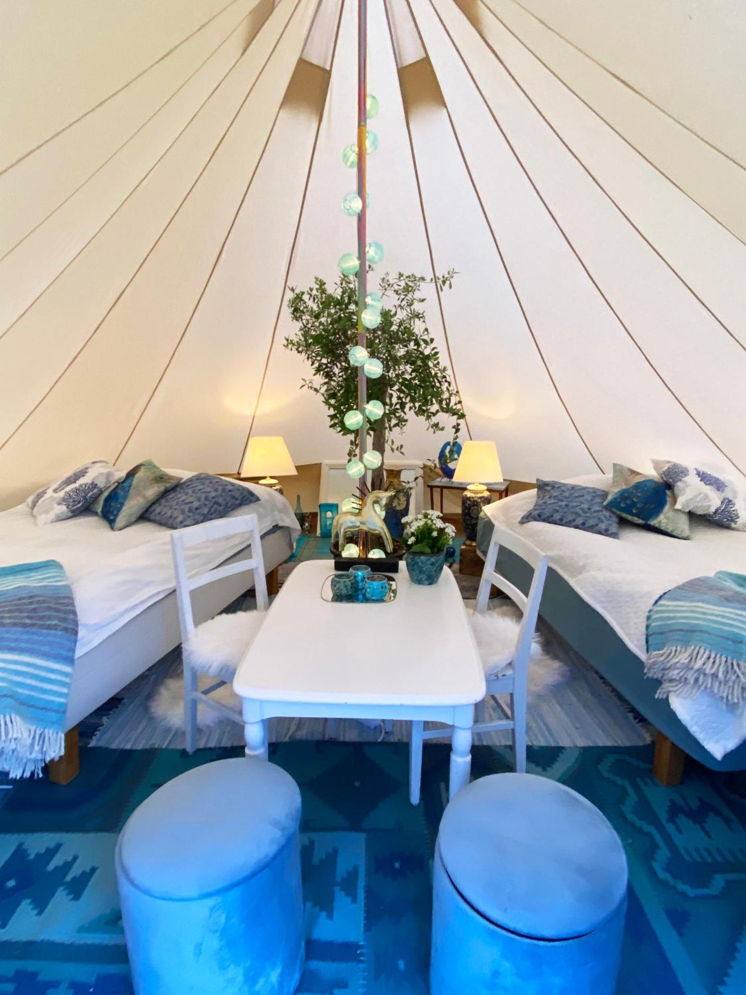 Soerby Glamping Hotel Klockrike ภายนอก รูปภาพ