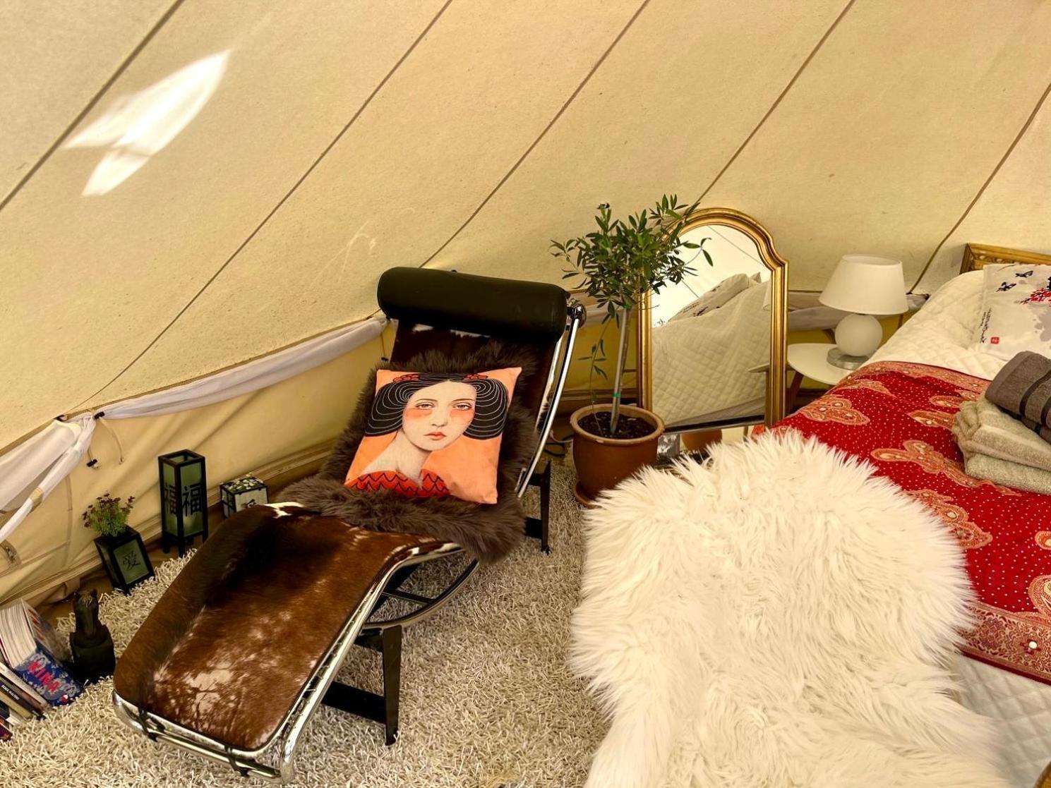 Soerby Glamping Hotel Klockrike ภายนอก รูปภาพ